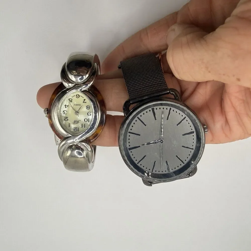 Mixed Lot Of 20 Vintage To Now Estate Watches Timex Seiko Ironman Womens Mens